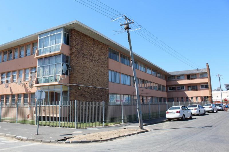 1 Bedroom Property for Sale in Avondale Western Cape